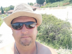 limo 29 - 48 éves társkereső fotója