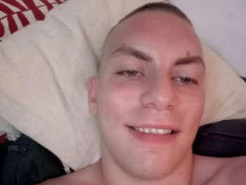 Roland6910 24 éves társkereső profilképe