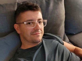 Laccci 44 éves társkereső profilképe