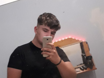 mmarcizz 18 éves társkereső profilképe