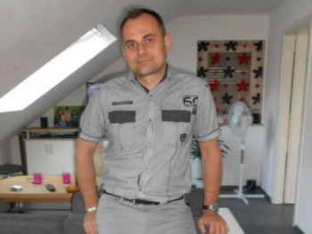 renátó123 48 éves társkereső profilképe