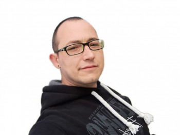 miki1995 30 éves társkereső profilképe