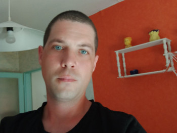 Fajcsi 36 éves társkereső profilképe