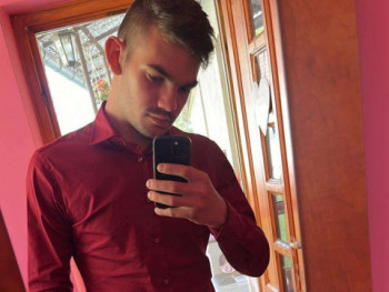 kristof5432 21 éves társkereső profilképe