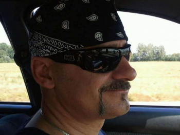 Mki 54 éves társkereső profilképe