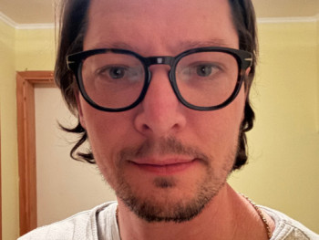 Auron 41 éves társkereső profilképe