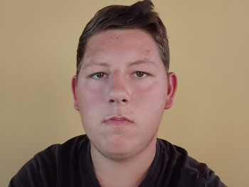 TGábor 18 éves társkereső profilképe