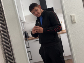 Kallapaza 20 éves társkereső profilképe