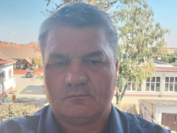 Kriszta4625 55 éves társkereső profilképe