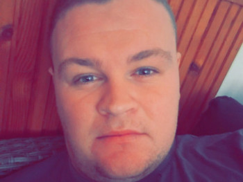 Molesbence12 32 éves társkereső profilképe