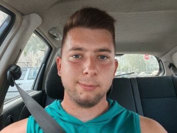 Krisz212 21 éves társkereső profilképe