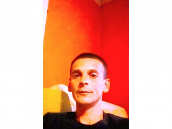 György 1234 42 éves társkereső profilképe