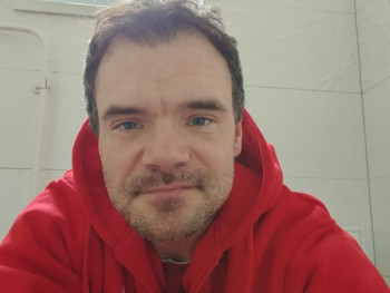 Gevi 40 éves társkereső profilképe