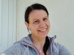 Évi53 - 53 éves társkereső fotója