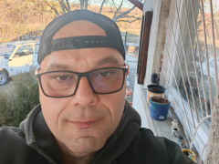 Csaba 19 - 51 éves társkereső fotója