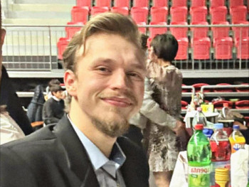 amrichard2000 25 éves társkereső profilképe