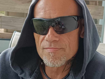 maiszilveszter 52 éves társkereső profilképe