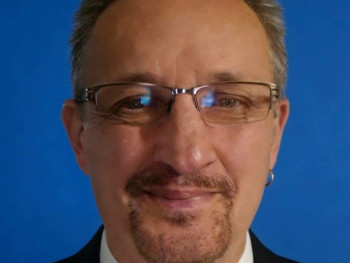 janos 59 éves társkereső profilképe