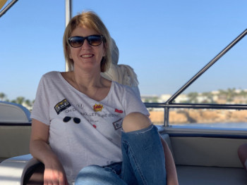 agi_ak 44 éves társkereső profilképe