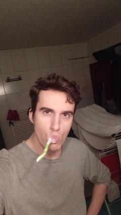 Ambru 7. további képe