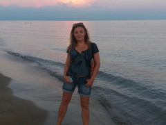 Mona - 46 éves társkereső fotója