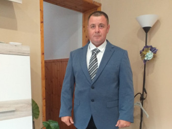 sándor 46 éves társkereső profilképe