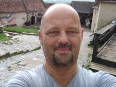 Lacilacilázár - 57 éves társkereső fotója