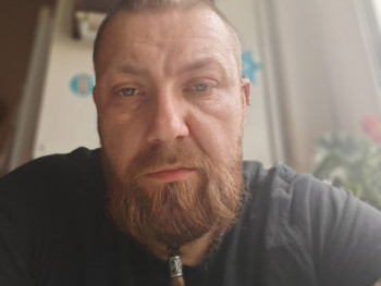 reptile 38 éves társkereső profilképe