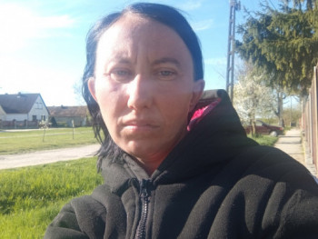 ancsa36 35 éves társkereső profilképe