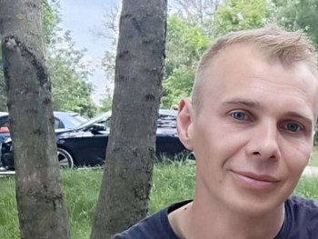 Atlas 38 éves társkereső profilképe