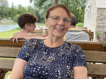 EniMari 68 éves társkereső profilképe