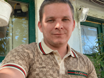 Richard95 31 éves társkereső profilképe