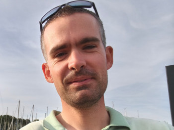 Tomas 35 éves társkereső profilképe