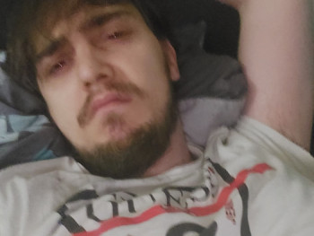 Edi 25 éves társkereső profilképe