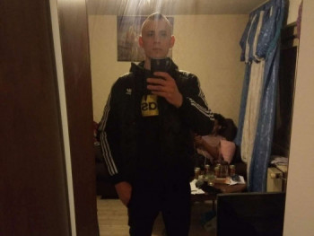 lacika49 29 éves társkereső profilképe