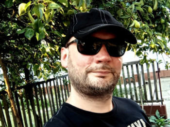 Tibby 37 éves társkereső profilképe