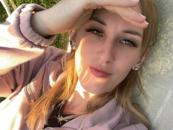 klaire 26 éves társkereső profilképe