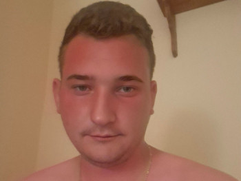 Marci7810 20 éves társkereső profilképe