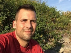 Peti79 - 46 éves társkereső fotója