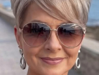Angel 50 éves társkereső profilképe