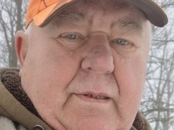 gáboráron 69 éves társkereső profilképe