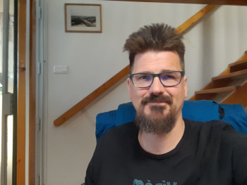 LC50 46 éves társkereső profilképe