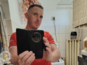 zozoka7 33 éves társkereső profilképe