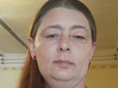 Andrea 16 - 40 éves társkereső fotója