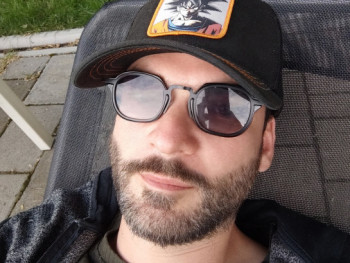 Petiiii 35 éves társkereső profilképe