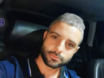 Roni 32 éves társkereső profilképe